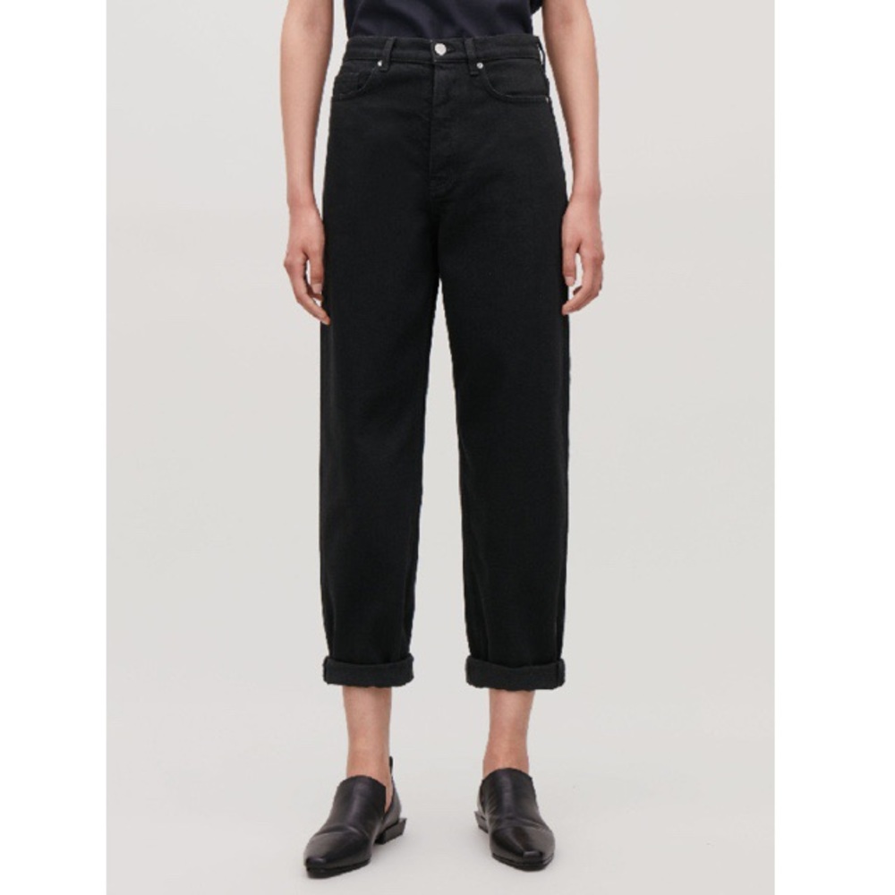 🆕 COS SZ 26 Tapered High Rise Ankle